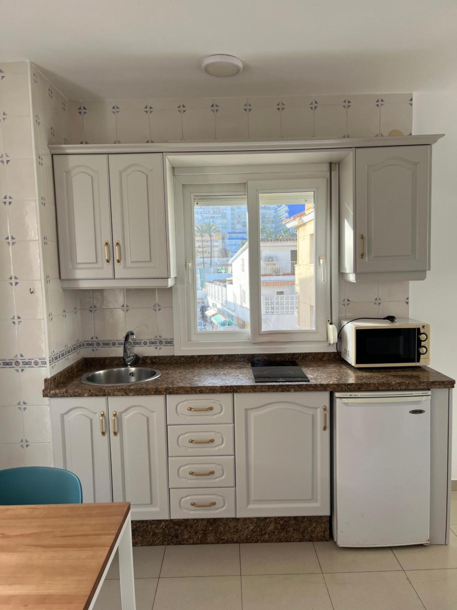 Apartamentos La Proa 토레몰리노스 외부 사진